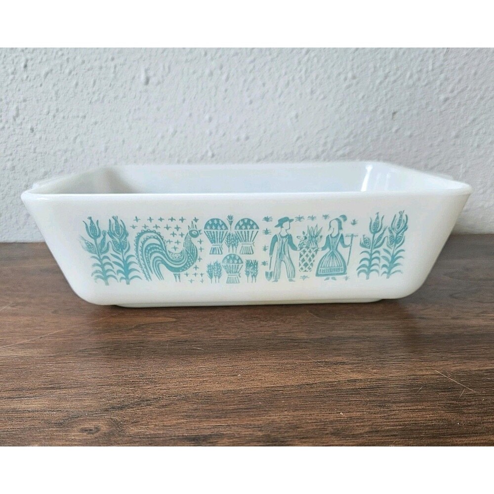 Vintage Pyrex Amish Butterprint 0503 Refrigerator Dish 2.5 Qt Turquoise
